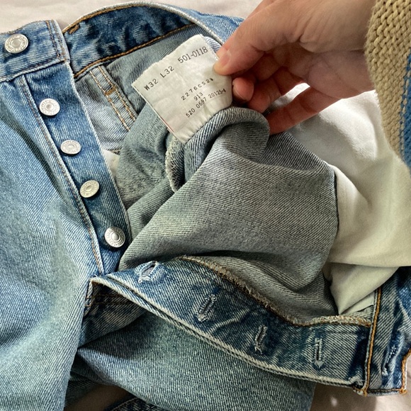 True Vintage Levi’s 501 - Picture 6 of 17